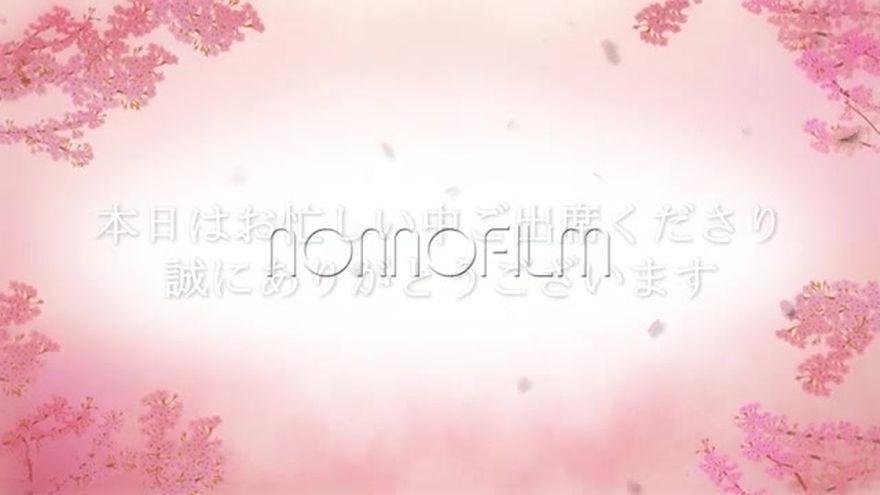 満開の桜の枝と舞い散る花びらを背景に、「今日の良き日を迎えられたこと心から感謝しております」のメッセージ